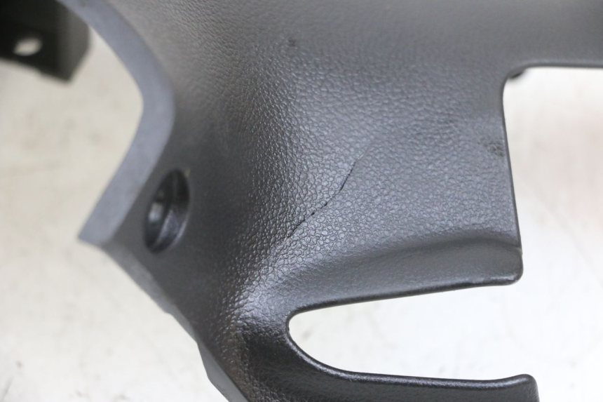 photo de COUVRE GUIDON ARRIERE YAMAHA TRICITY 300 (2020 - 2024) - Autre angle de vue