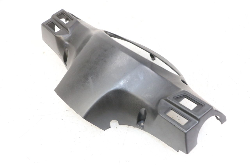 photo de COUVRE GUIDON ARRIERE PEUGEOT TWEET PRO CARGO 50 (2018 - 2020) - Détail de la pièce