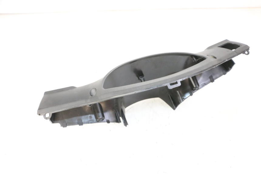 photo de COUVRE GUIDON ARRIERE PEUGEOT TWEET PRO CARGO 50 (2018 - 2020) - Gros plan technique