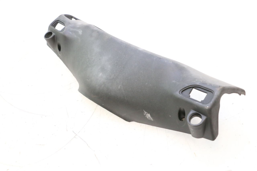 photo de COUVRE GUIDON ARRIERE PIAGGIO TYPHOON 50 (2000 - 2009) - Autre angle de vue