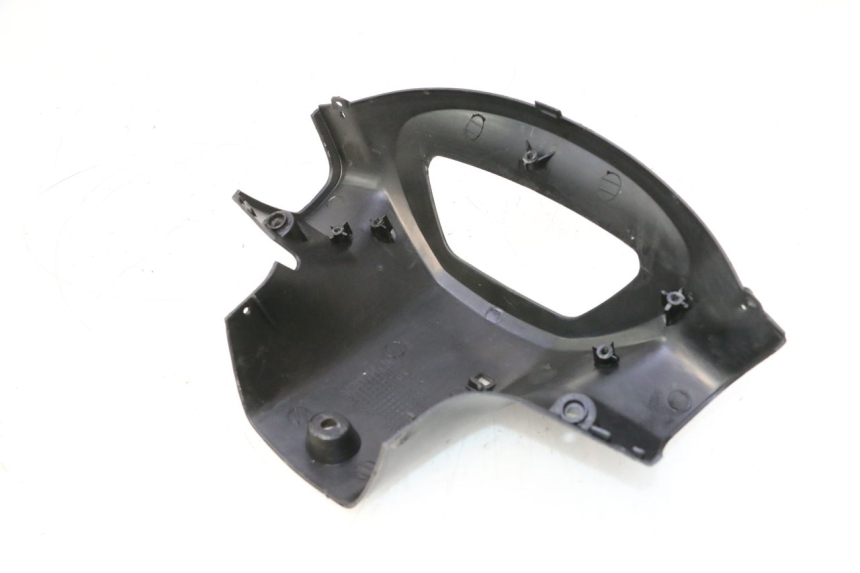 photo de COUVRE GUIDON ARRIERE PEUGEOT V-CLIC VCLIC 50 (2007 - 2013) - Autre angle de vue
