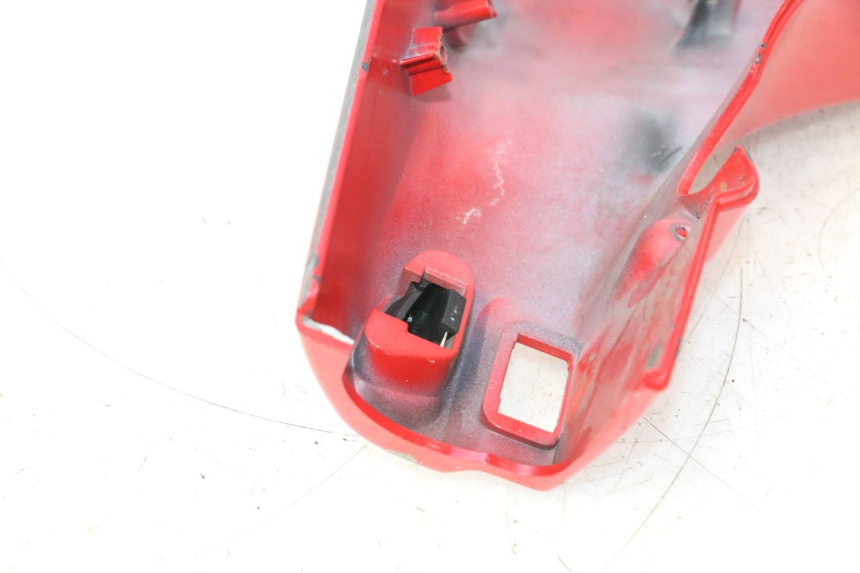 photo de COUVRE GUIDON ARRIERE PIAGGIO VESPA S 2T 50 (2007 - 2014) - Focus structure
