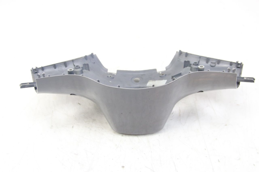 photo de COUVRE GUIDON ARRIERE PIAGGIO VESPA SPRINT 2T 50 (2014 - 2018)