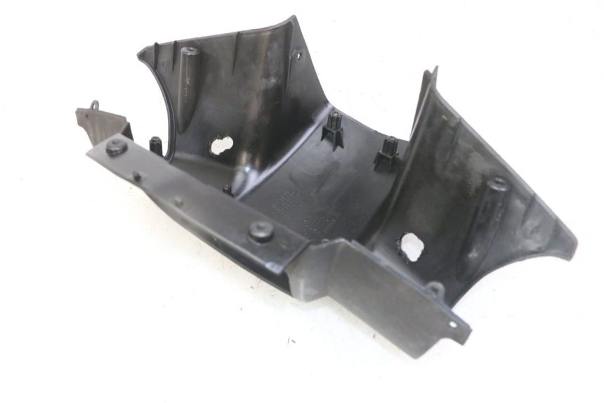 photo de COUVRE GUIDON ARRIERE PEUGEOT VIVACITY NEW 4T 50 (2008 - 2017)
