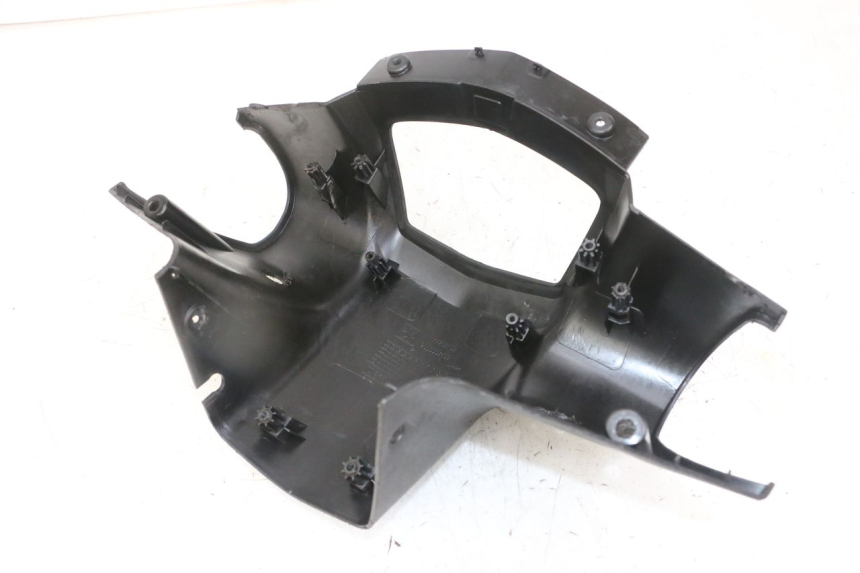 photo de COUVRE GUIDON ARRIERE PEUGEOT VIVACITY NEW 4T 50 (2008 - 2017)
