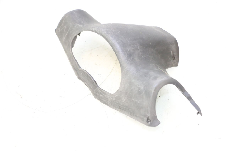 photo de COUVRE GUIDON ARRIERE PEUGEOT VIVACITY 50 (1998 - 2003) - Zoom état d’usage
