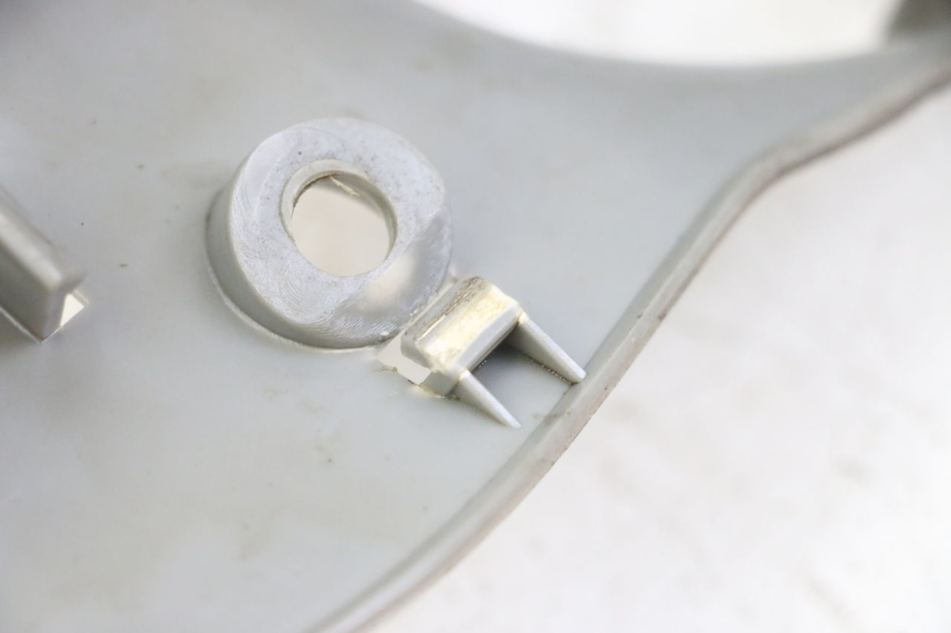 photo de COUVRE GUIDON ARRIERE YAMAHA WHY 50 (1998 - 2000)