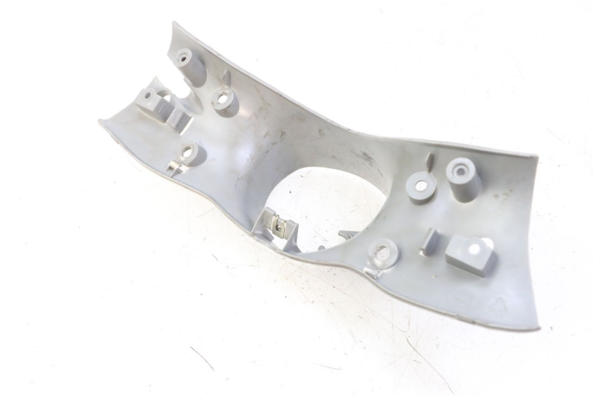 photo de COUVRE GUIDON ARRIERE YAMAHA WHY 50 (1998 - 2000)