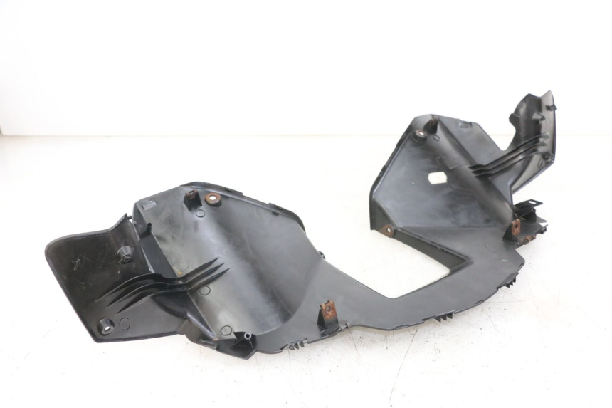 photo de COUVRE GUIDON ARRIERE YAMAHA X-MAX XMAX 250 (2006 - 2009)