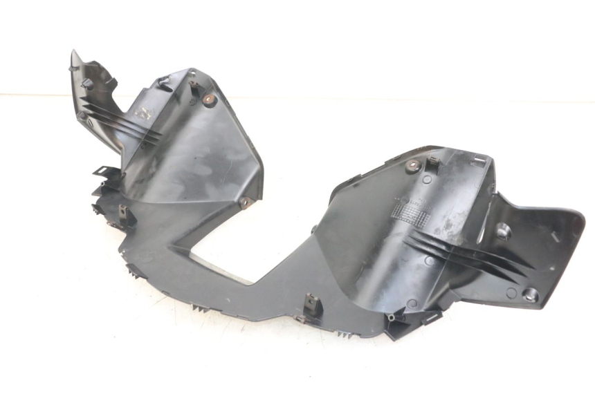 photo de COUVRE GUIDON ARRIERE YAMAHA XMAX X-MAX 125 (2006 - 2009)
