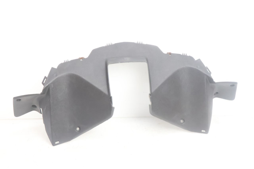 photo de COUVRE GUIDON ARRIERE YAMAHA XMAX X-MAX 125 (2006 - 2009) - Zoom état d’usage