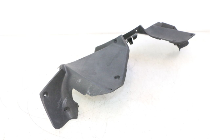 photo de COUVRE GUIDON ARRIERE YAMAHA XMAX X-MAX 125 (2006 - 2009) - Zoom état d’usage