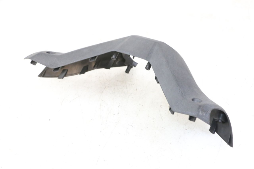 photo de COUVRE GUIDON ARRIERE YAMAHA X-MAX XMAX ABS 250 (2010 - 2014)