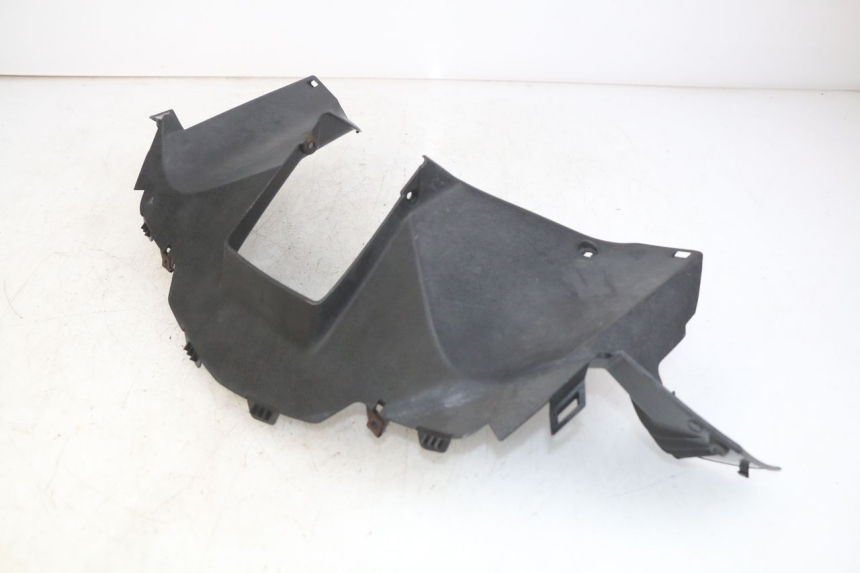 photo de COUVRE GUIDON ARRIERE YAMAHA XMAX X-MAX 125 (2006 - 2009)