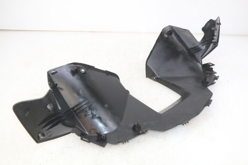 photo de COUVRE GUIDON ARRIERE YAMAHA XMAX X-MAX 125 (2006 - 2009)