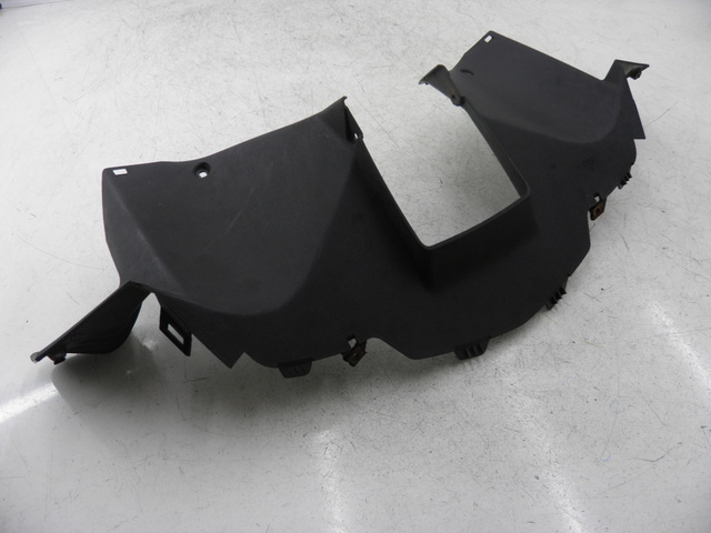 photo de COUVRE GUIDON ARRIERE YAMAHA XMAX X-MAX 125 (2006 - 2009)