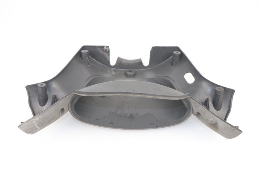photo de COUVRE GUIDON ARRIERE YAMAHA YP MAJESTY 125 (1998 - 2001)
