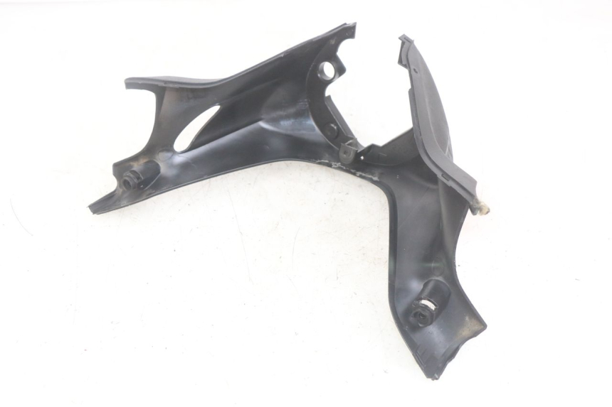 photo de COUVRE GUIDON ARRIERE YAMAHA YP MAJESTY 400 (2004 - 2008)