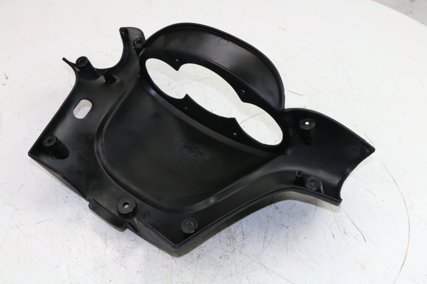 photo de COUVRE GUIDON ARRIERE YAMAHA YP MAJESTY 125 (2002 - 2006)