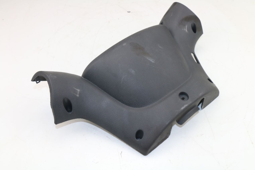 photo de COUVRE GUIDON ARRIERE YAMAHA YP MAJESTY 125 (2007 - 2010)