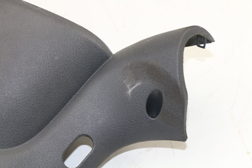 photo de COUVRE GUIDON ARRIERE YAMAHA YP MAJESTY 125 (2007 - 2010)