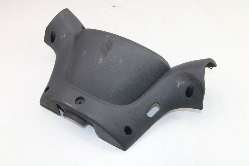 photo de COUVRE GUIDON ARRIERE YAMAHA YP MAJESTY 125 (2007 - 2010)