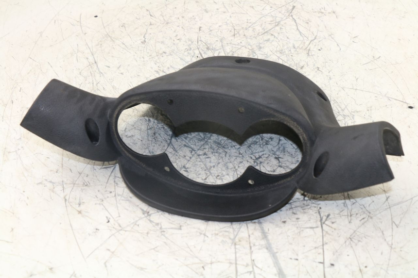 photo de COUVRE GUIDON ARRIERE YAMAHA YP MAJESTY 125 (1998 - 2001)