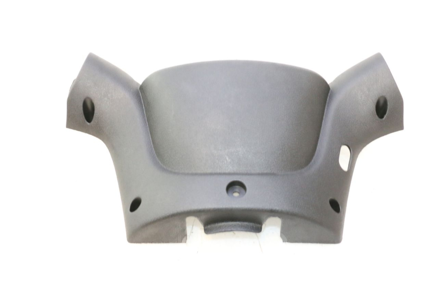 photo de COUVRE GUIDON ARRIERE YAMAHA YP MAJESTY 125 (1998 - 2001) - Détail de la pièce