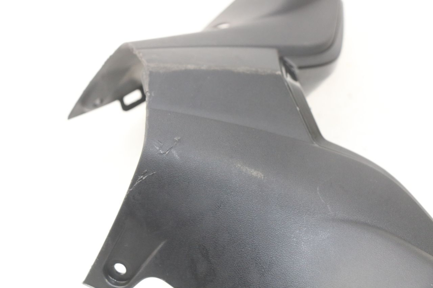 photo de COUVRE GUIDON ARRIERE YAMAHA YP T-MAX TMAX 530 (2017 - 2020) - Zoom état d’usage