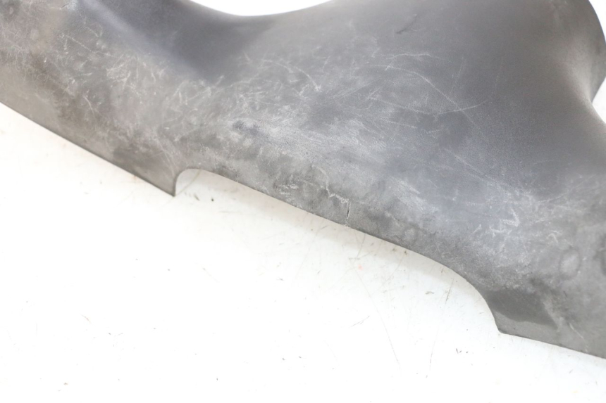 photo de COUVRE GUIDON ARRIERE PIAGGIO ZIP 2T 50 (2009 - 2019) - Points de fixation