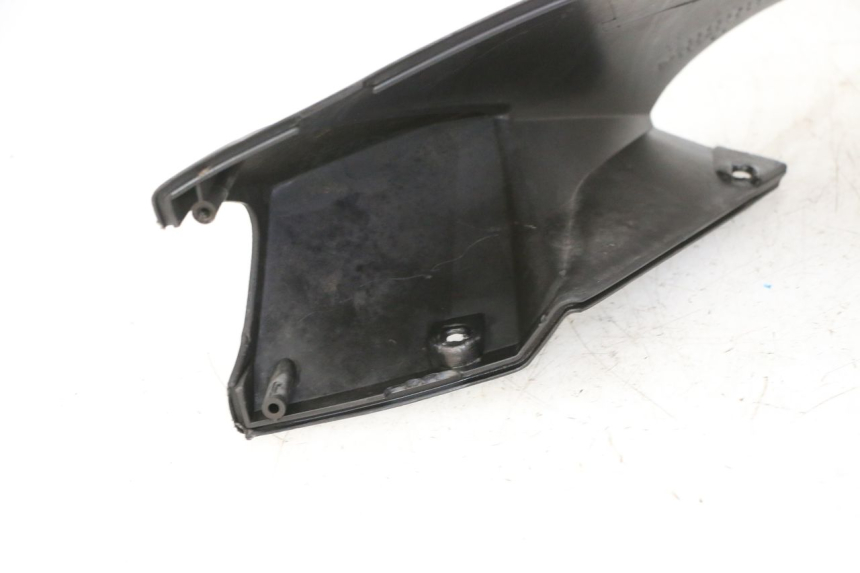 photo de COUVRE GUIDON AVANT QUADRO 4 4D 350 (2015 - 2018)