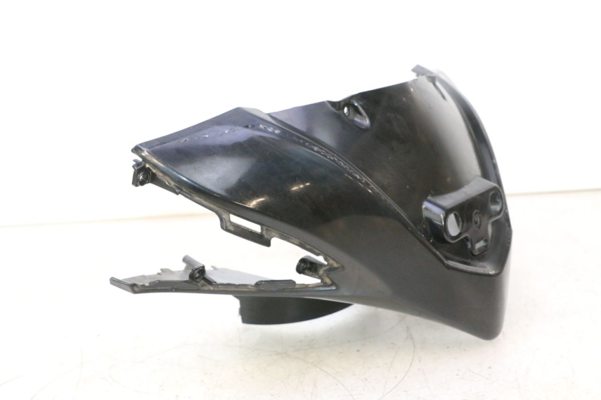 photo de COUVRE GUIDON AVANT KYMCO AGILITY 16+ 4T 50 (2018 - 2023) - Gros plan technique