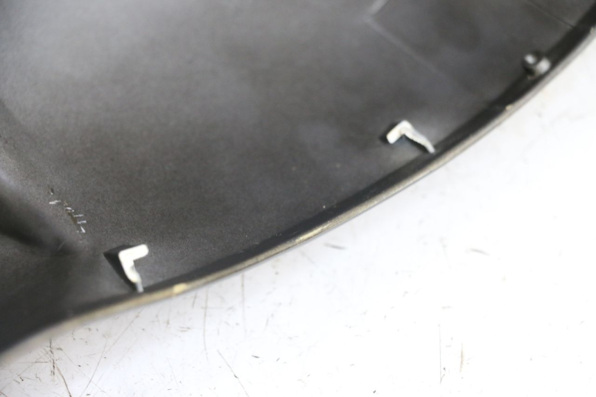 photo de COUVRE GUIDON AVANT KYMCO AGILITY PREMIUM 50 (2007 - 2010)