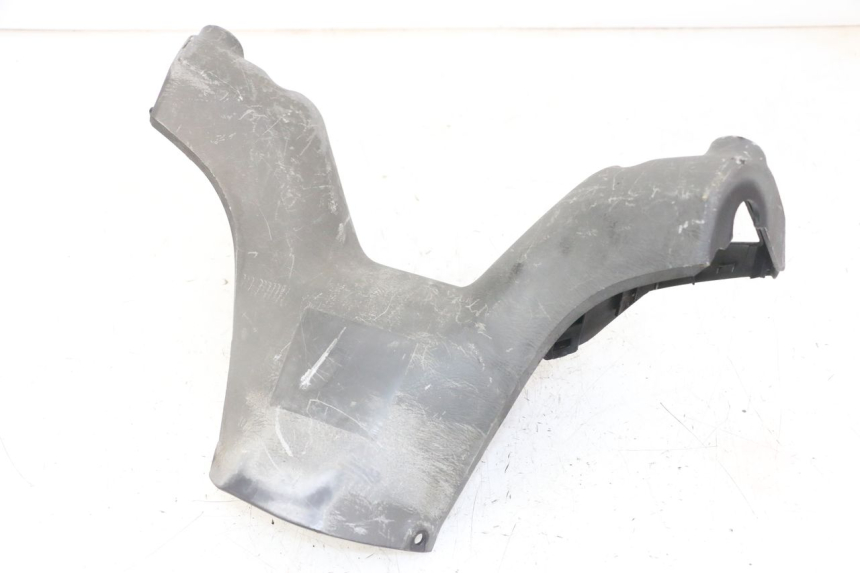 photo de COUVRE GUIDON AVANT SUZUKI BURGMAN 125 (2007 - 2014)