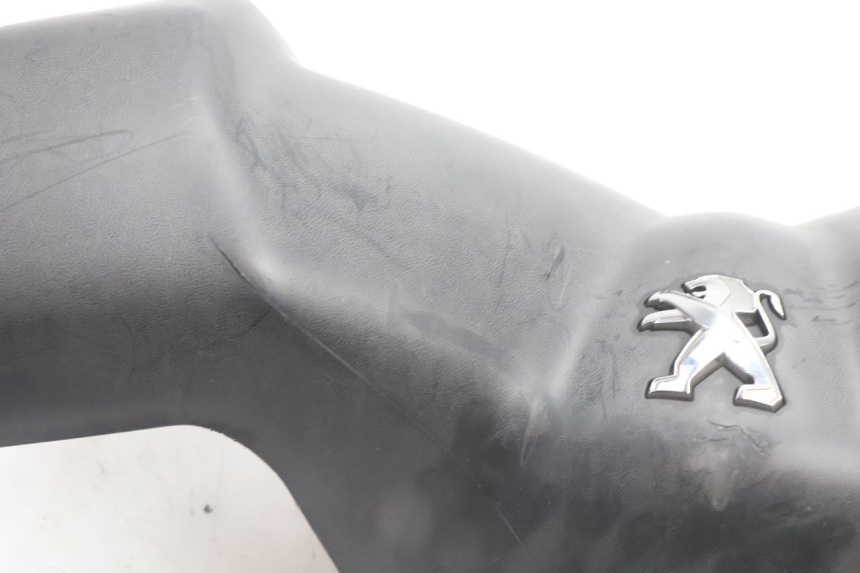 photo de COUVRE GUIDON AVANT PEUGEOT CITYSTAR 2T 50 (2018 - 2021) - Zoom état d’usage