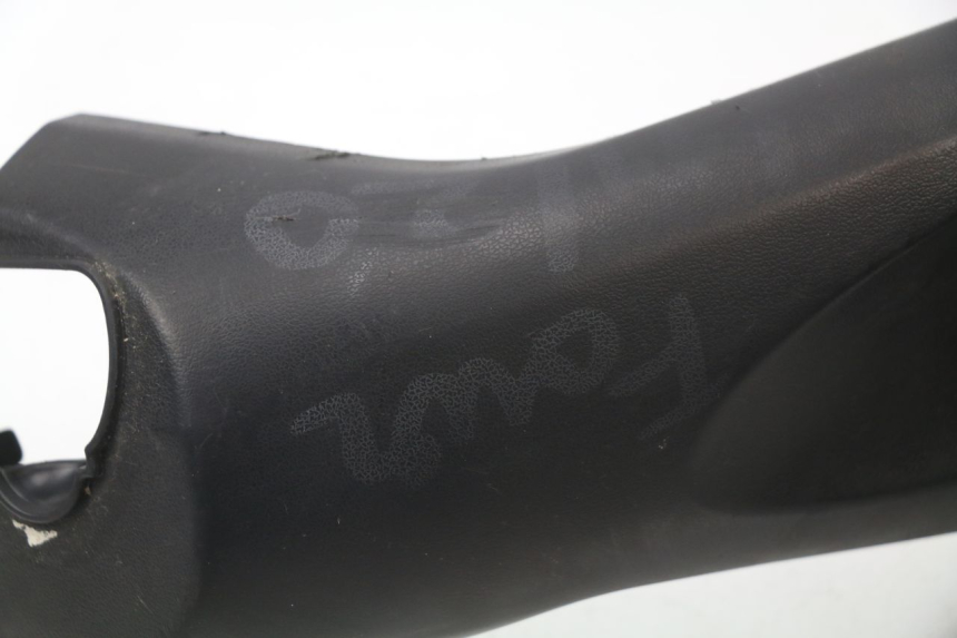 photo de COUVRE GUIDON AVANT KYMCO DINK 4T 50 (2007 - 2018)