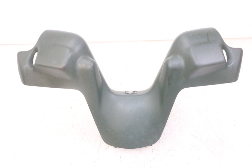 photo de COUVRE GUIDON AVANT PEUGEOT ELYSEO 125 (1999 - 2004)