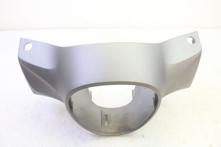 photo de COUVRE GUIDON AVANT SYM FIDDLE 3 III 125 (2014 - 2020) - Détail de la pièce