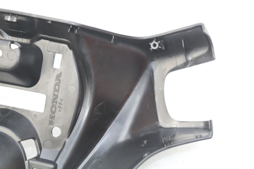 photo de COUVRE GUIDON AVANT HONDA INTEGRA NC D 750 (2016 - 2018)