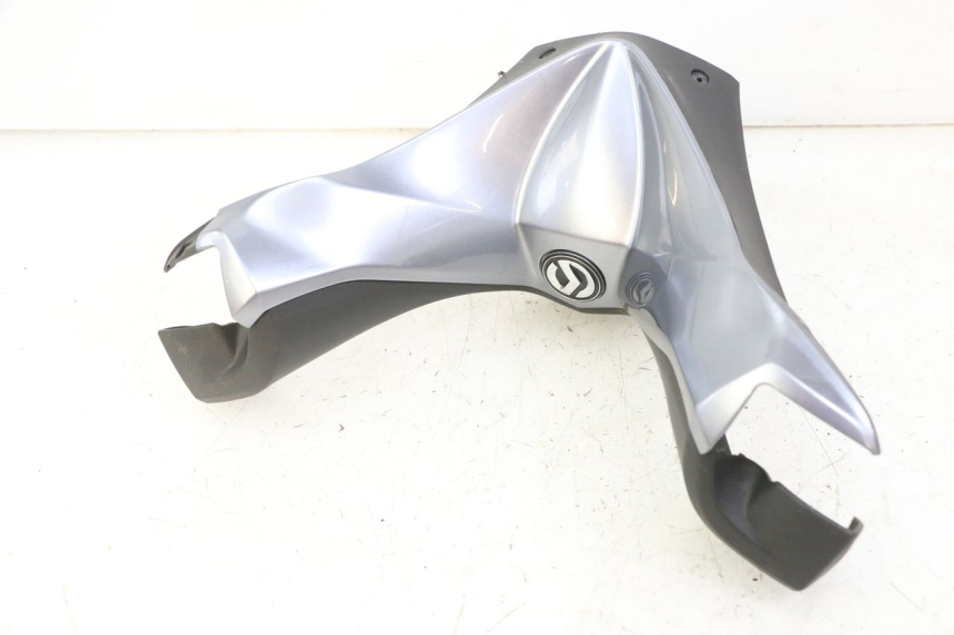 photo de COUVRE GUIDON AVANT SYM JOYMAX 125 (2010 - 2017)