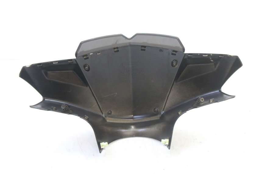 photo de COUVRE GUIDON AVANT PEUGEOT KISBEE 2T 50 (2010 - 2017)