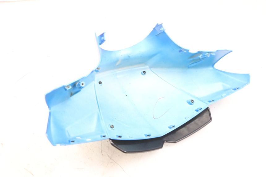 photo de COUVRE GUIDON AVANT PEUGEOT KISBEE 4T 50 (2010 - 2017) - Zoom état d’usage