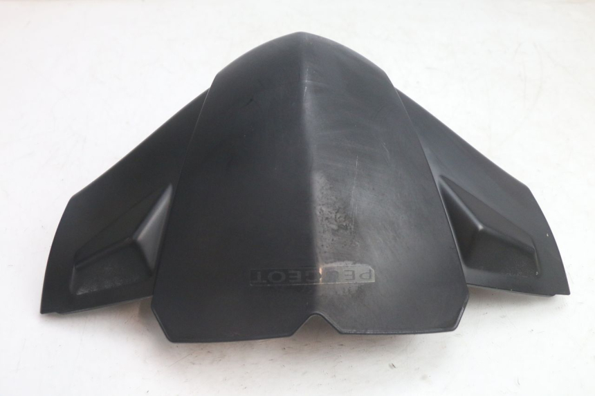 photo de COUVRE GUIDON AVANT PEUGEOT KISBEE 4T 50 (2018 - 2022) - Gros plan technique