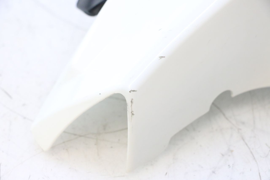 photo de COUVRE GUIDON AVANT PEUGEOT KISBEE 4T 50 (2018 - 2022) - Points de fixation