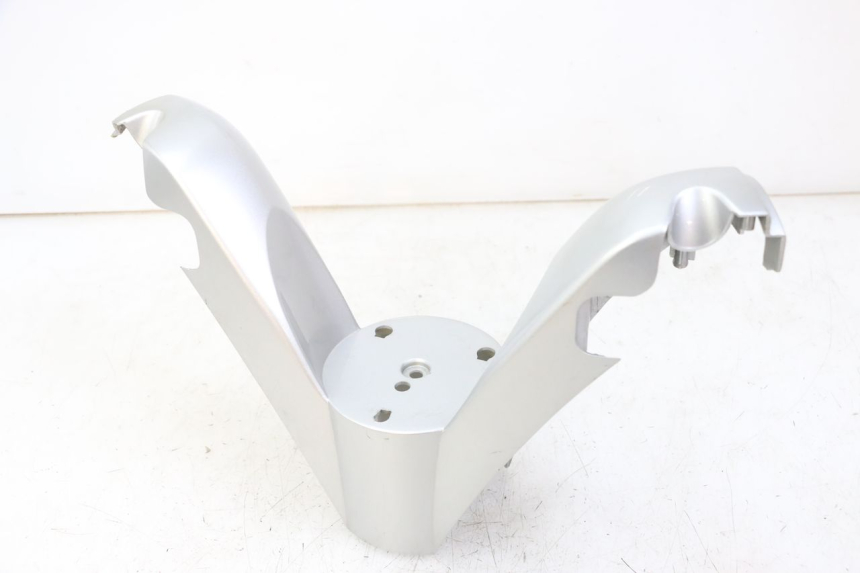 photo de COUVRE GUIDON AVANT KYMCO GRAND DINK 125 (2008 - 2014)