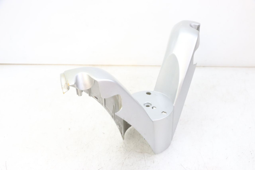 photo de COUVRE GUIDON AVANT KYMCO GRAND DINK 125 (2008 - 2014)