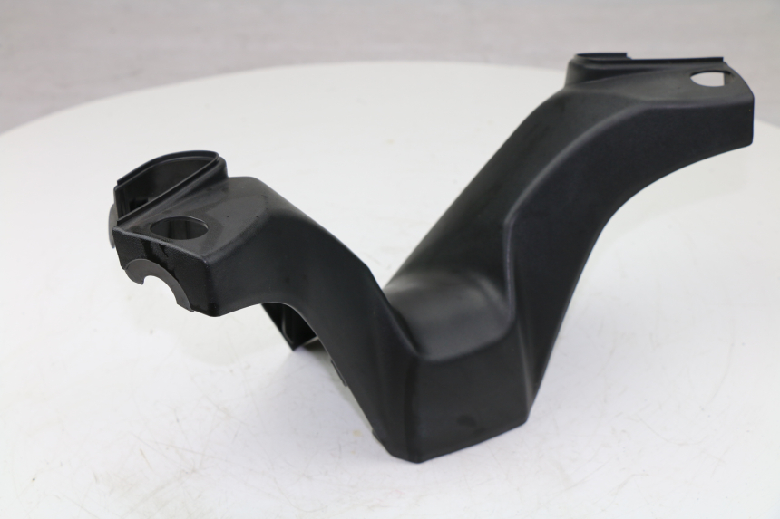 photo de COUVRE GUIDON AVANT KYMCO K-XCT 125 (2013 - 2017)