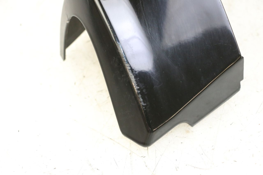 photo de COUVRE GUIDON AVANT KYMCO PEOPLE S 125 (2000 - 2008)
