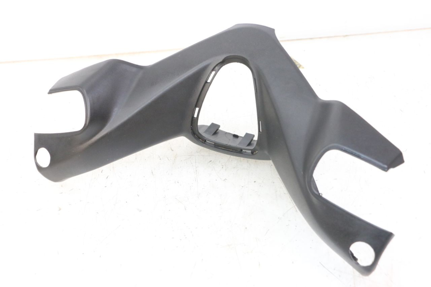 photo de COUVRE GUIDON AVANT KYMCO XCITING 500 (2007 - 2010)