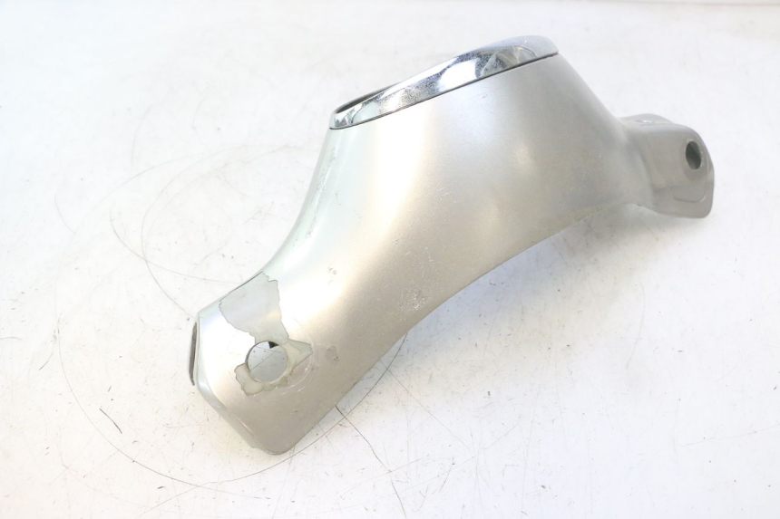 photo de COUVRE GUIDON AVANT PIAGGIO LIBERTY 50 (1998 - 2003) - Photo complémentaire